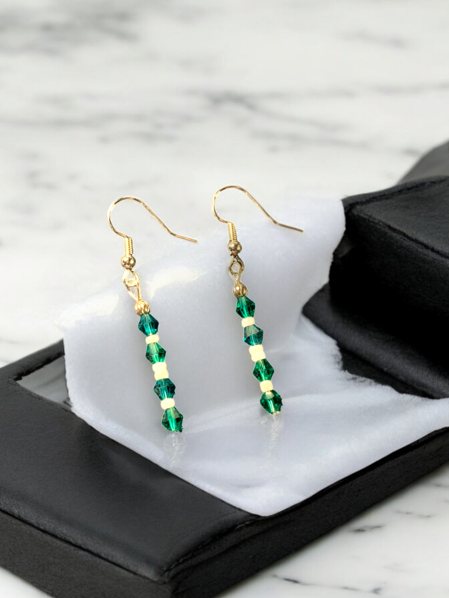 Casual green earrings