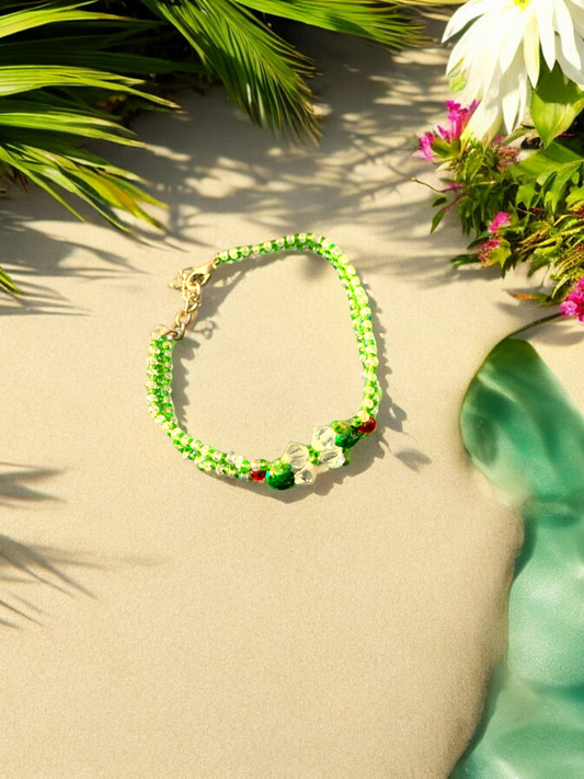 Green weaved bracelet