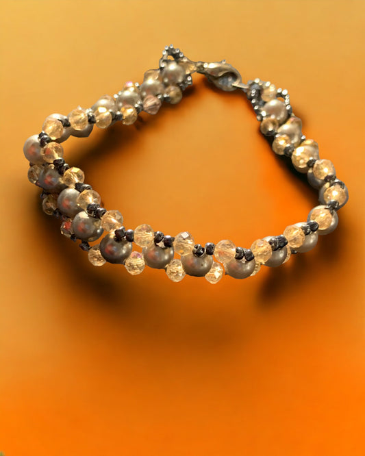 Pearl weaved bracelet